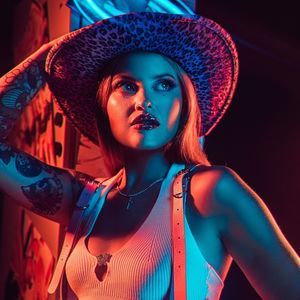 Meet your Posher, Emma